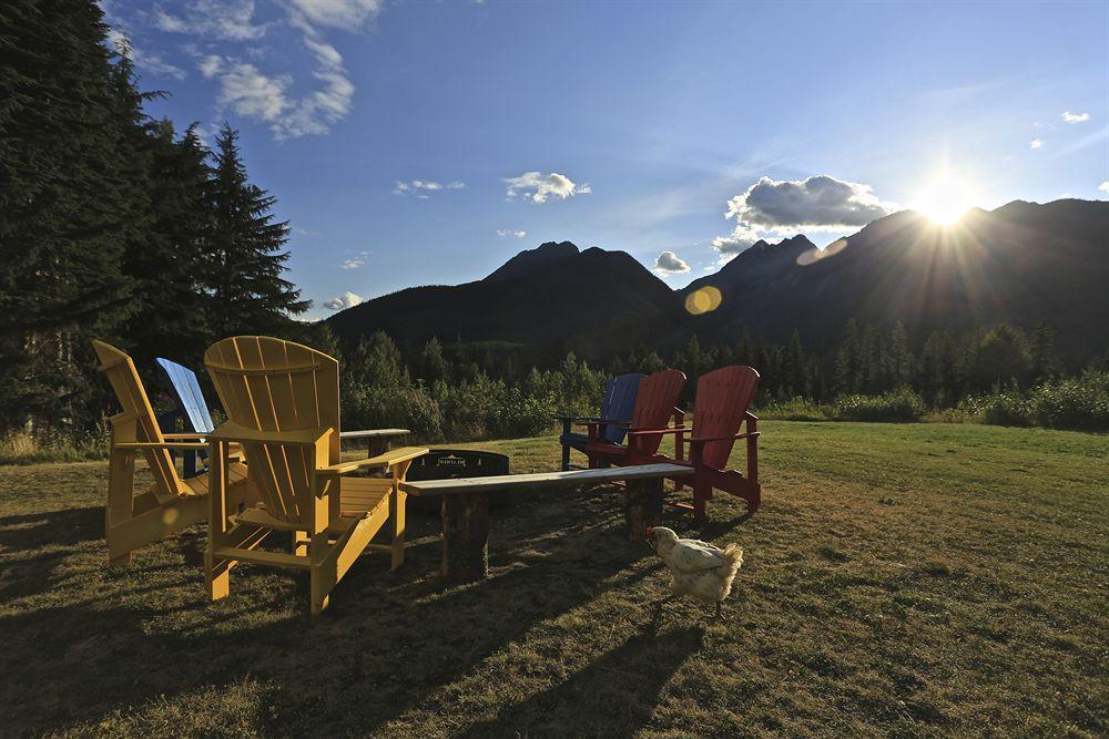 Heather Mountain Lodge Rogers Pass Luaran gambar
